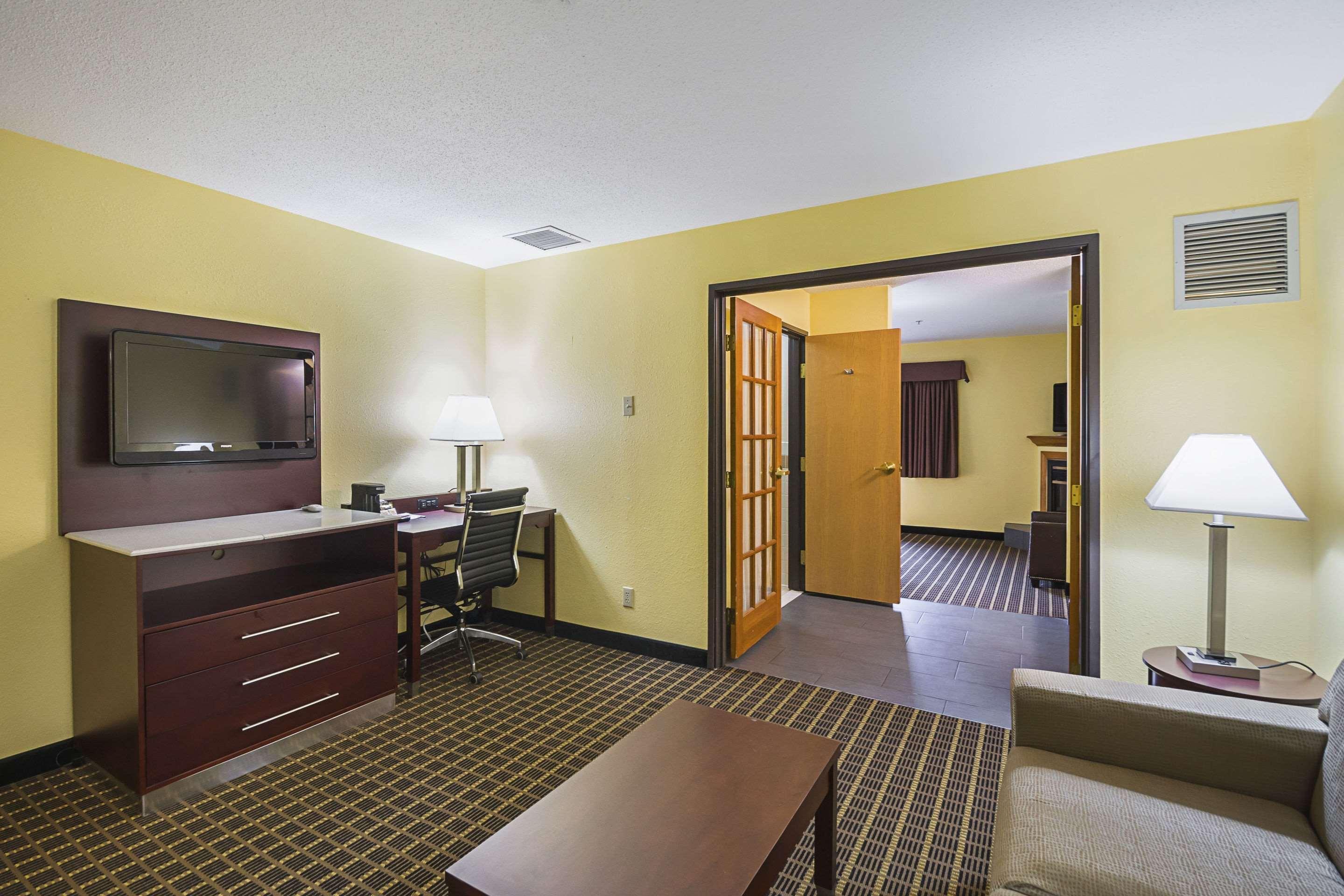 Quality Inn & Suites Harrington - Milford Εξωτερικό φωτογραφία