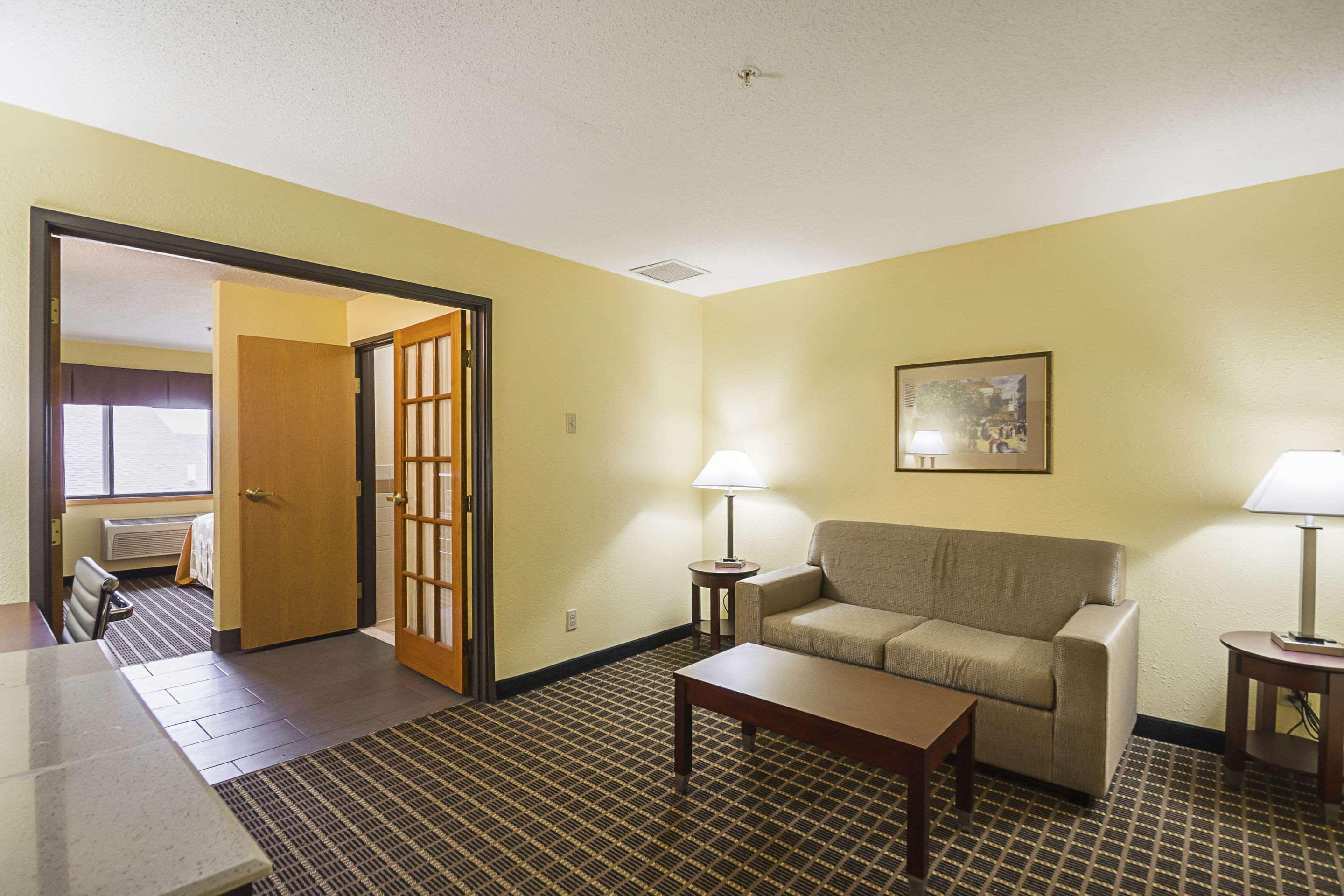 Quality Inn & Suites Harrington - Milford Εξωτερικό φωτογραφία