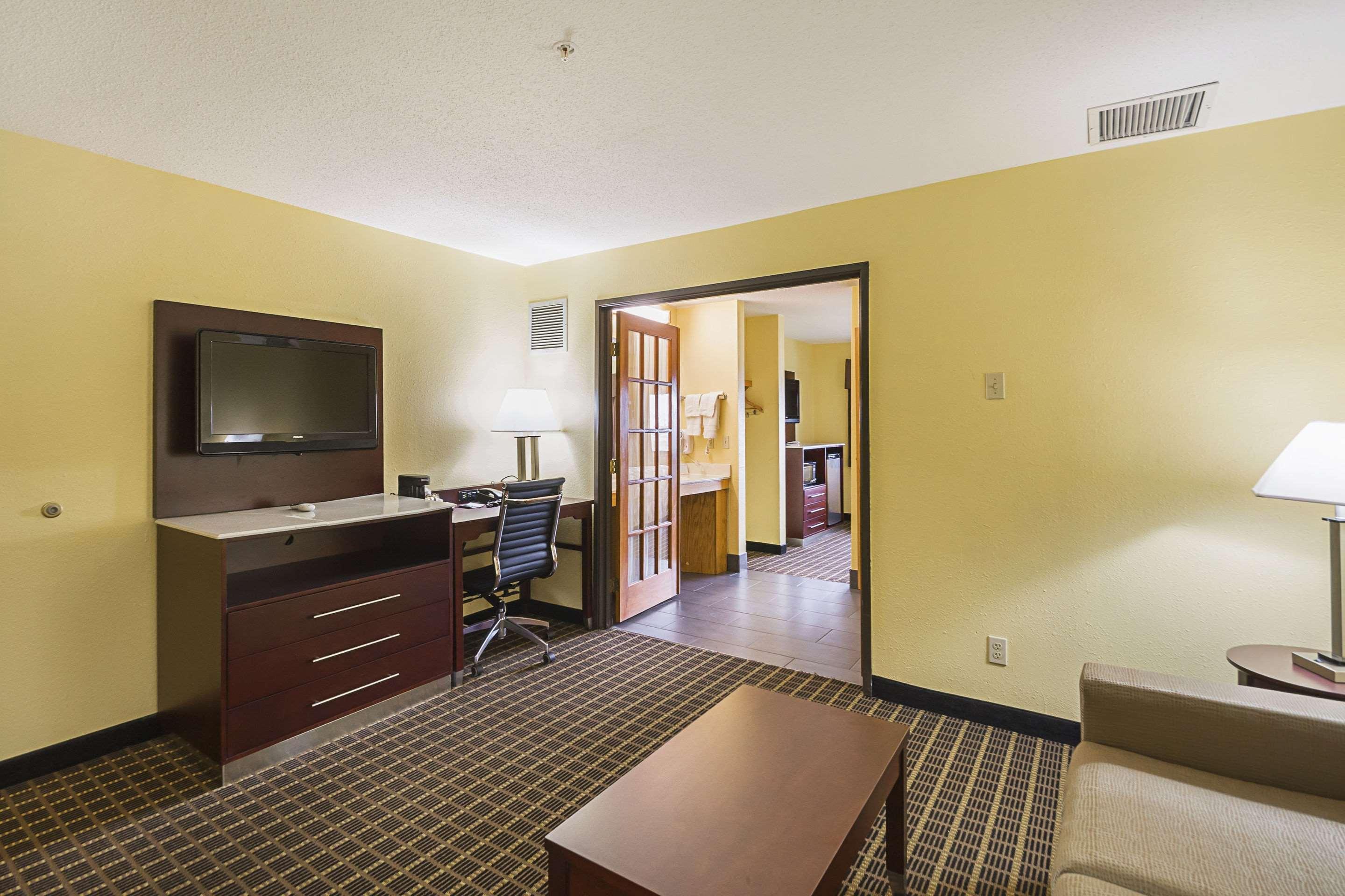Quality Inn & Suites Harrington - Milford Εξωτερικό φωτογραφία