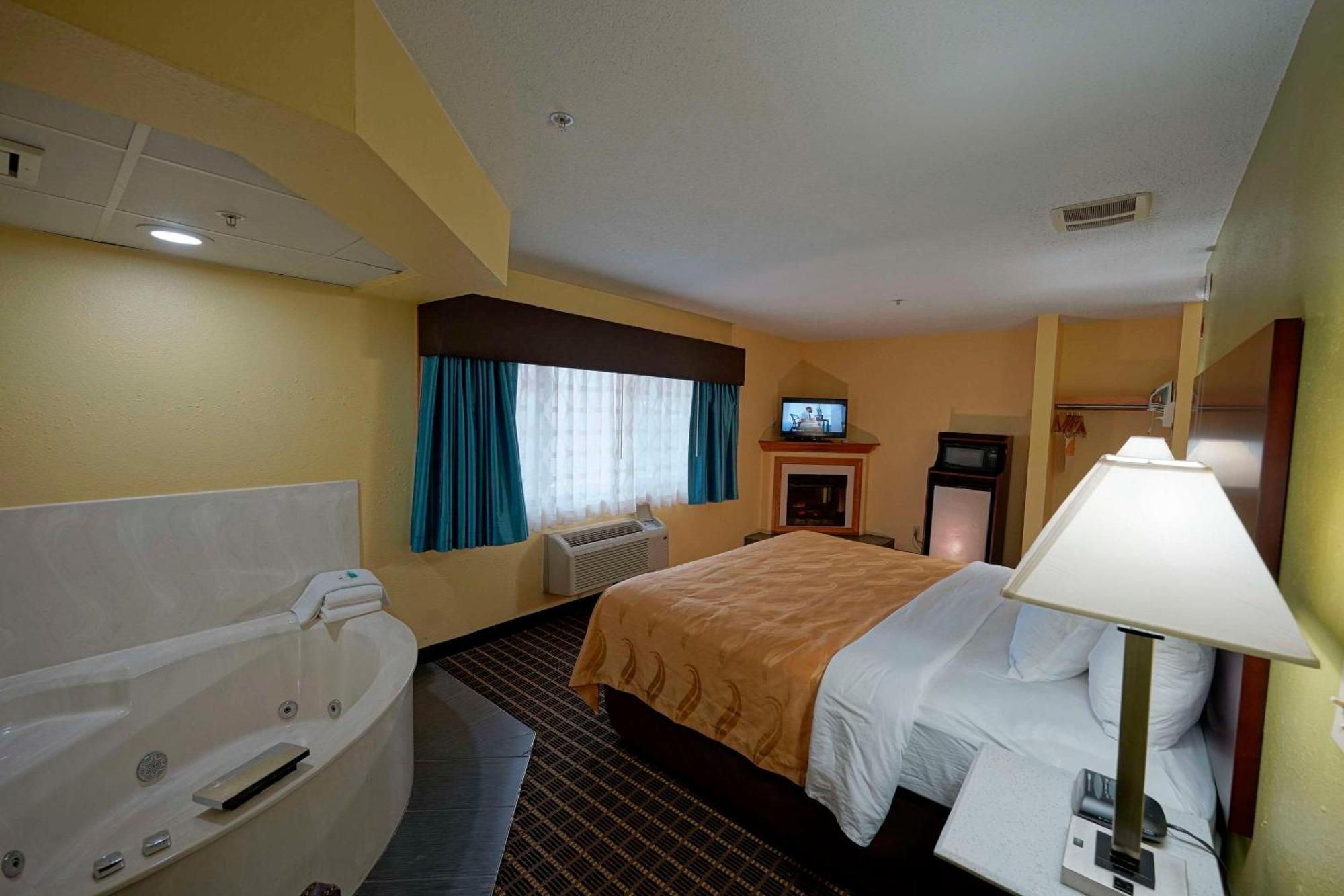 Quality Inn & Suites Harrington - Milford Εξωτερικό φωτογραφία