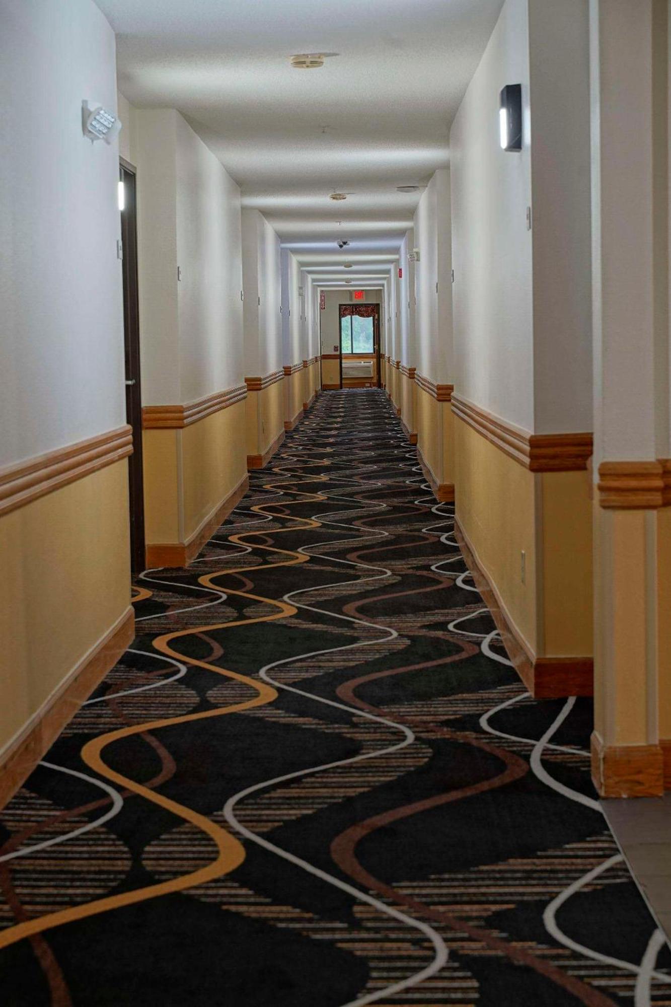 Quality Inn & Suites Harrington - Milford Εξωτερικό φωτογραφία